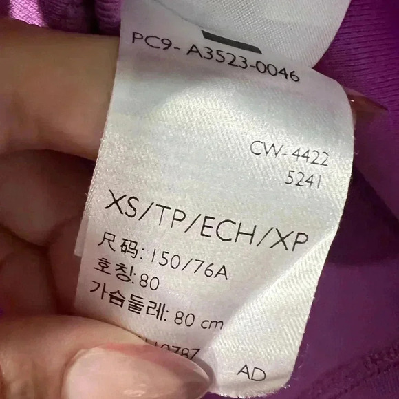 Levi's Women's Graphic Ringer Mini Tee (Size XS) - Picture 7 of 7